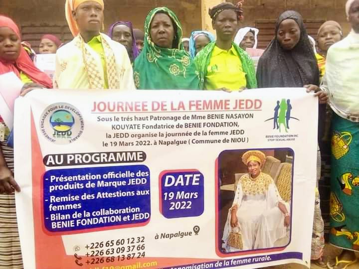Burkina Faso: Mme Bénie Nasayon KOUYATE finance un projet de saponification