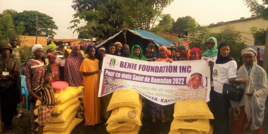 Kankan /mois de RAMADAN: Benie Foundation vole au secours des mendiants et aux femmes maraîchères