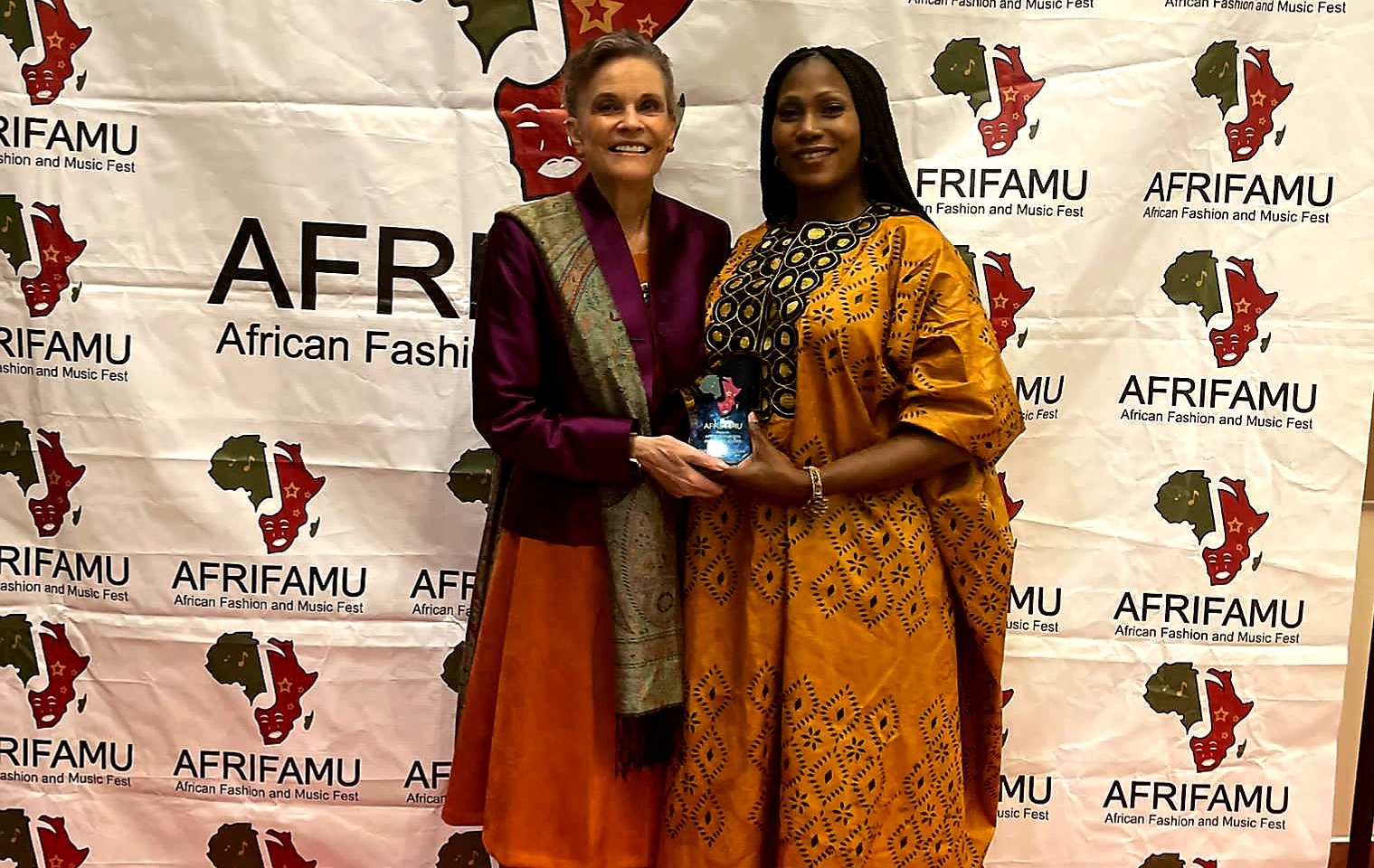 AFRIFAMU 2024. : l’Ambassadrice  Mme Diana L. Dougan et Mme Benie Nasayon  Kouyaté  y ont pris part